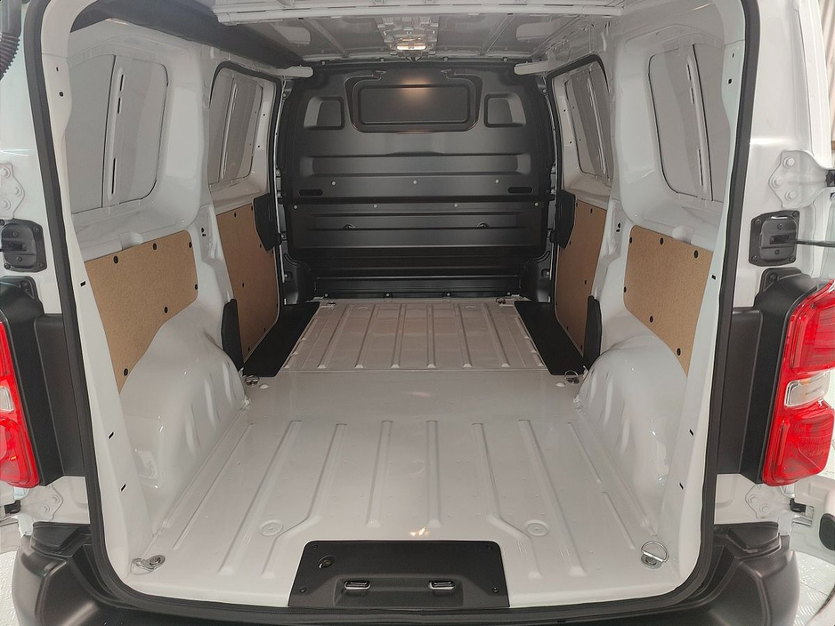 2024 Citroen Dispatch MWB 120 *NEW MODEL DISPATCH LX* *5 Year Warranty* From €129 Per Week €30,239