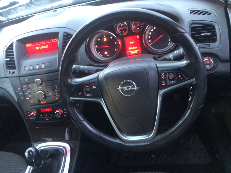 2012 Opel Insignia 2.0CDTI (160PS) SE ECOFLEX €2,995