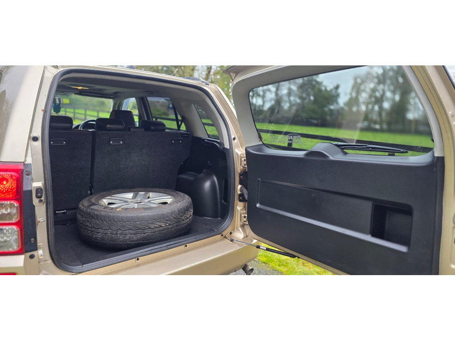 2011 Suzuki Grand Vitara 1.9 TD €5,950