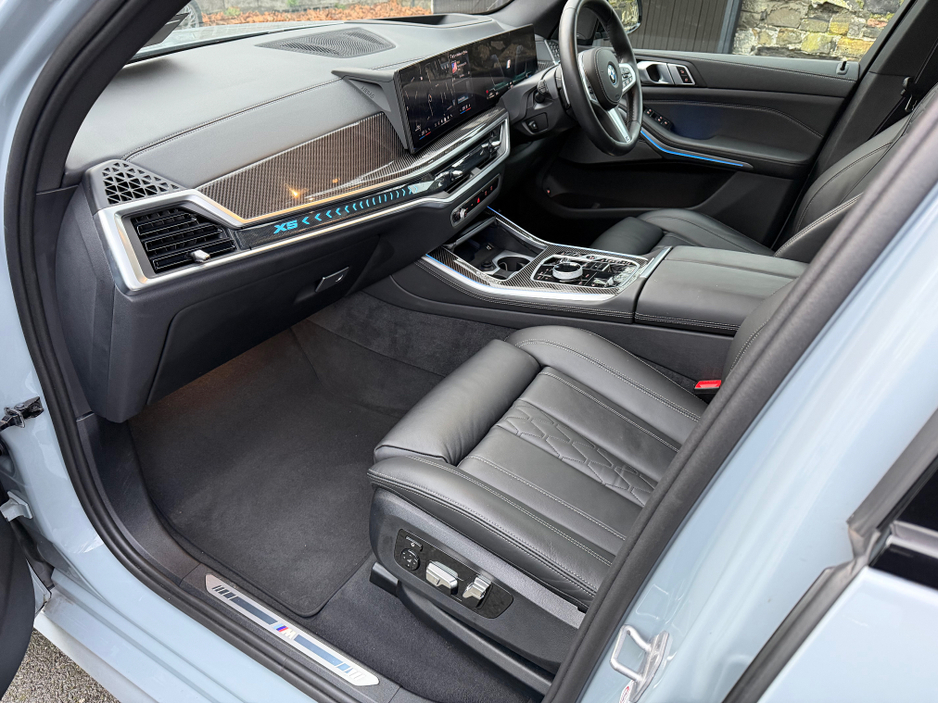 2024 BMW X5 ***SOLD***50E M SPORT//INCREDIBLE SPECIFICATION// VERY LOW MILEAGE//IMMACULATE THROUGHOUT//SIMI AND AA DEALER