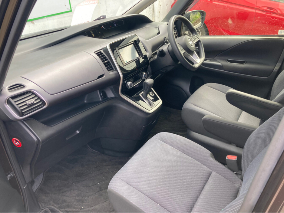 2017 Nissan Serena 2.0i HYBRID 8 SEATER PETROL AUTOMATIC €18,900