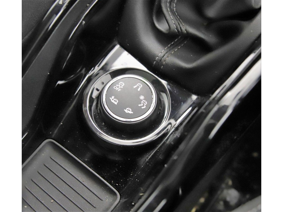 2018 Peugeot 2008 1.6 BLUE HDI 100BHP ALLURE 5SPD *HALF LEATHER*PANORAMIC ROOF* €12,890