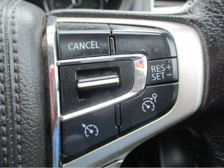 2021 Mitsubishi L200 2.3 DID BARBARIAN €26,829