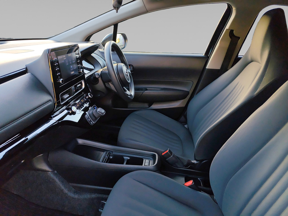 2022 Toyota Aqua 1.5 Hybrid New Model €17,900