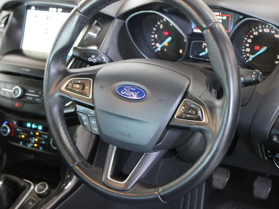 2017 Ford Focus Titanium1.5td 95PS 6SPD 4DR €12,250