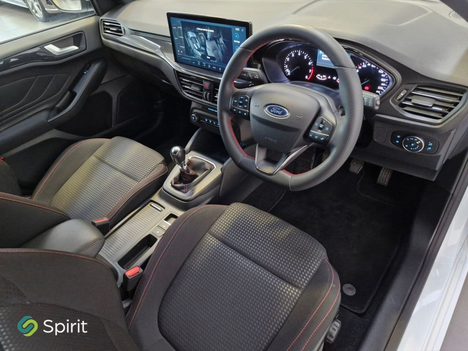 2023 Ford Focus ST-LINE 1.0T €25,900