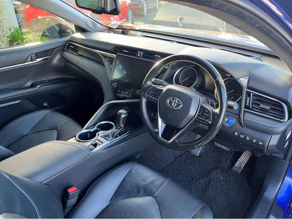 2019 Toyota Camry WS AUTOMATIC HYBRID 2.5 PETROL //MASSIVE SPEC//FULL LEATHER ELECTRIC HEATED SEATS//JBL SOUND//KEYLESS ENTRY//ADAPTIVE CRUISE CONTROL//