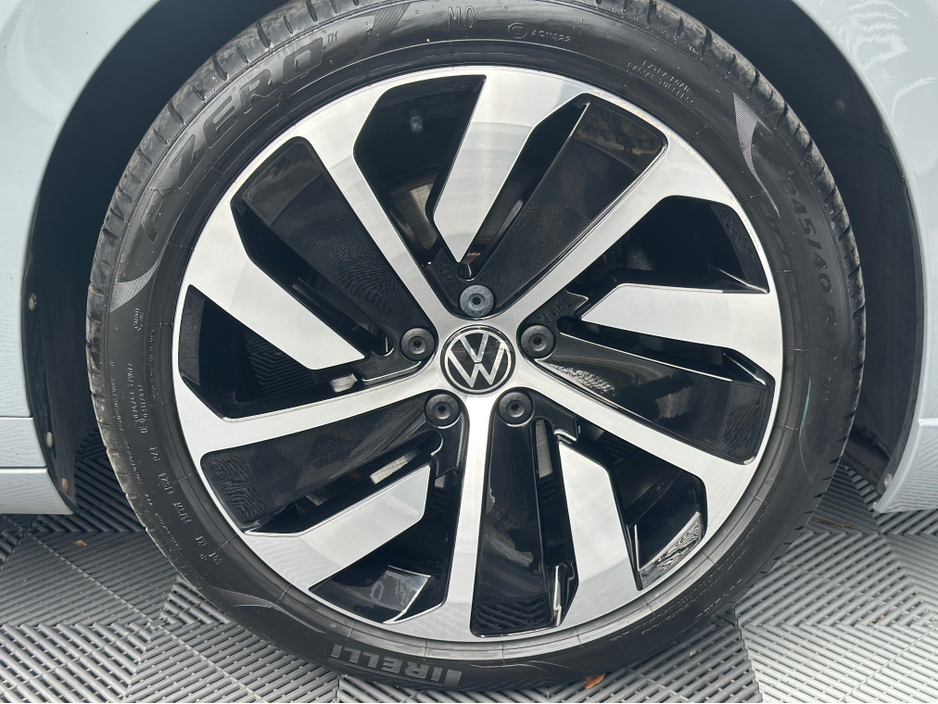 2022 Volkswagen Arteon 1.4 TSI R-LINE PHEV 218 €29,950