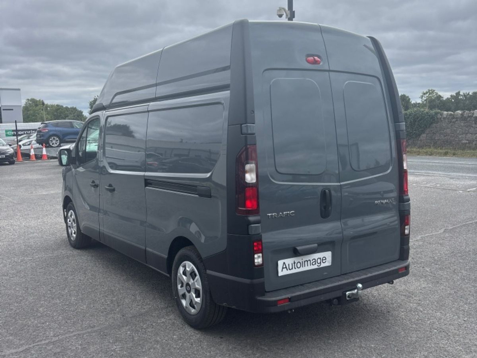 2026 Renault Trafic H/ROOF EXTRA SPEC €35,940