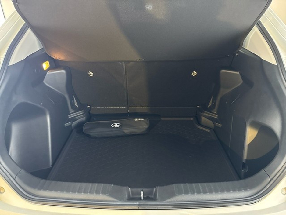 2023 Toyota Yaris Cross HYBRID LUNA €27,950