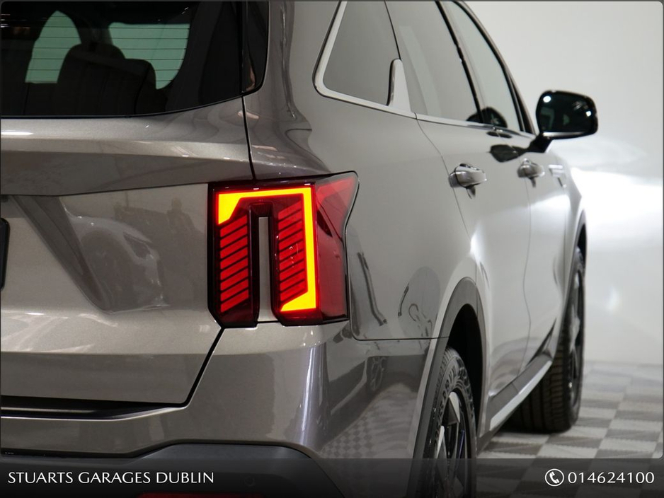 2024 Kia Sorento Phev PE 7S 4WD €57,945