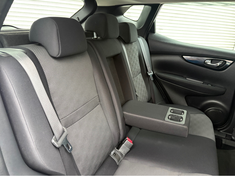 2017 Nissan Qashqai 1.5 Diesel SV €12,895