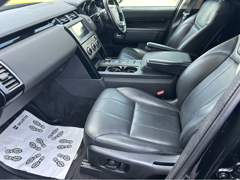 2020 Land Rover Discovery 3.0 SD6 SE COMMERCIAL €33,950