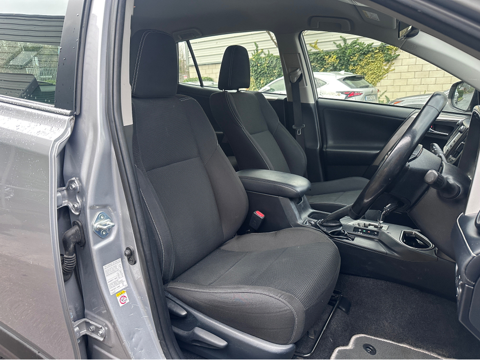 2018 Toyota Rav4 RAV4 HYBRID LUNA SPORT 2WD 4DR AUTO €21,000