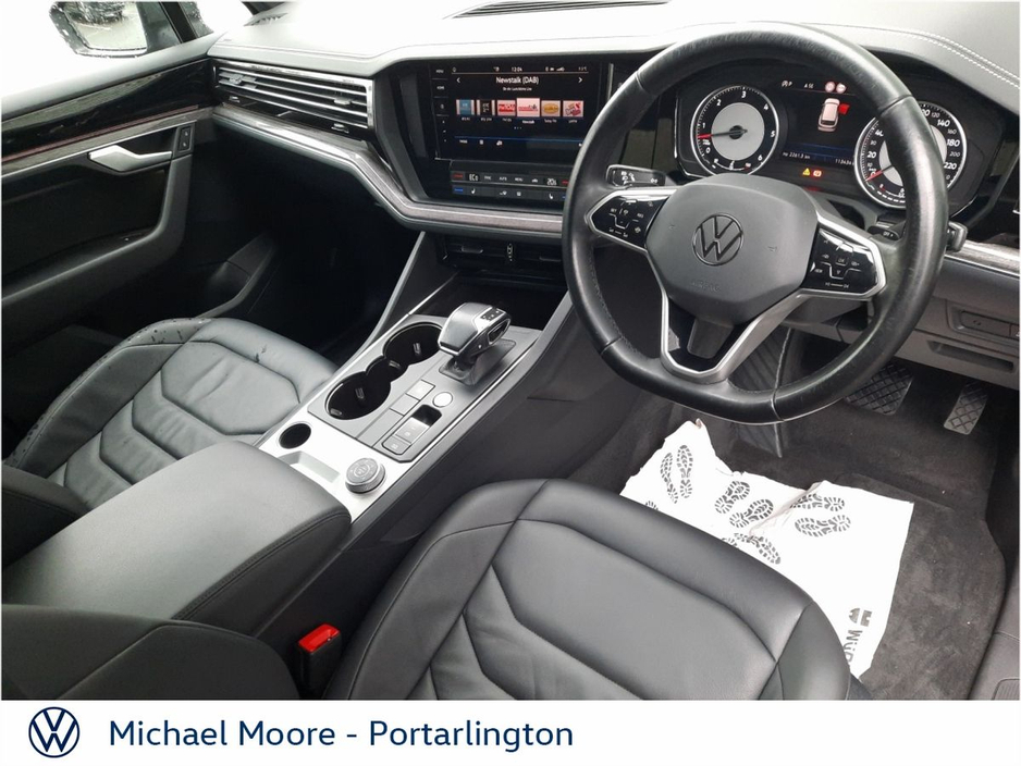 2022 Volkswagen Touareg TOUAREG COMM 3.0 TDI 4M 231BHP 5 €38,950