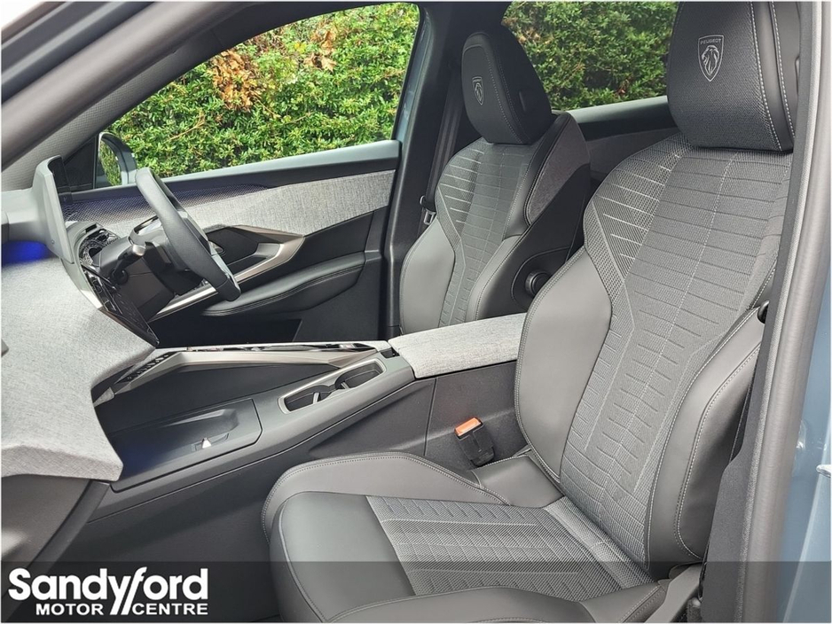 2025 Peugeot 3008 1.2 MHEV 145bhp eDCS6 GT €42,950