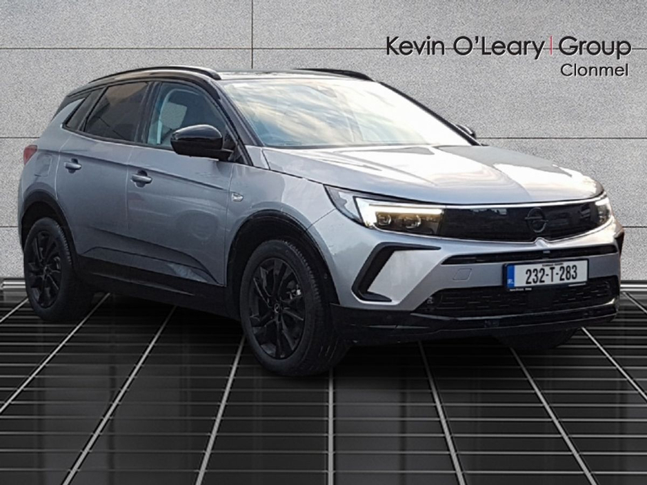2023 Opel Grandland Sri-1.2 130ps-pet-8spauto 4DR €31,900