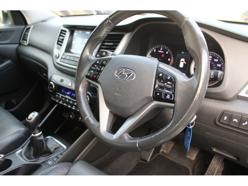 2016 Hyundai Tucson 1.7 CRDI PREMIUM BL/DR 2WD 5DR €15,995