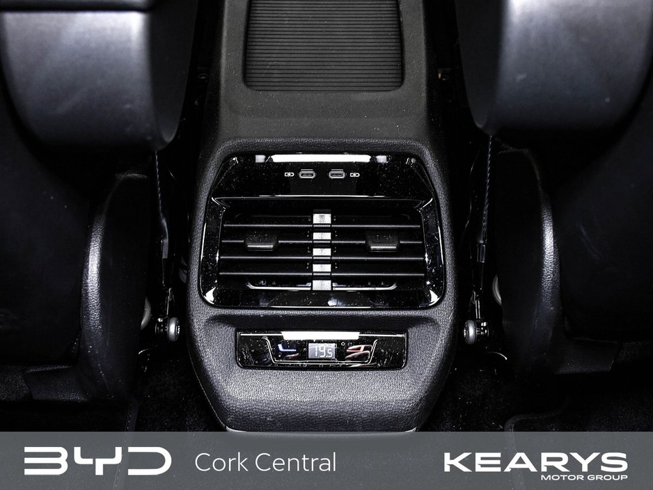 2022 Volkswagen ID.4 LIFE 77kWh 204HP €24,888