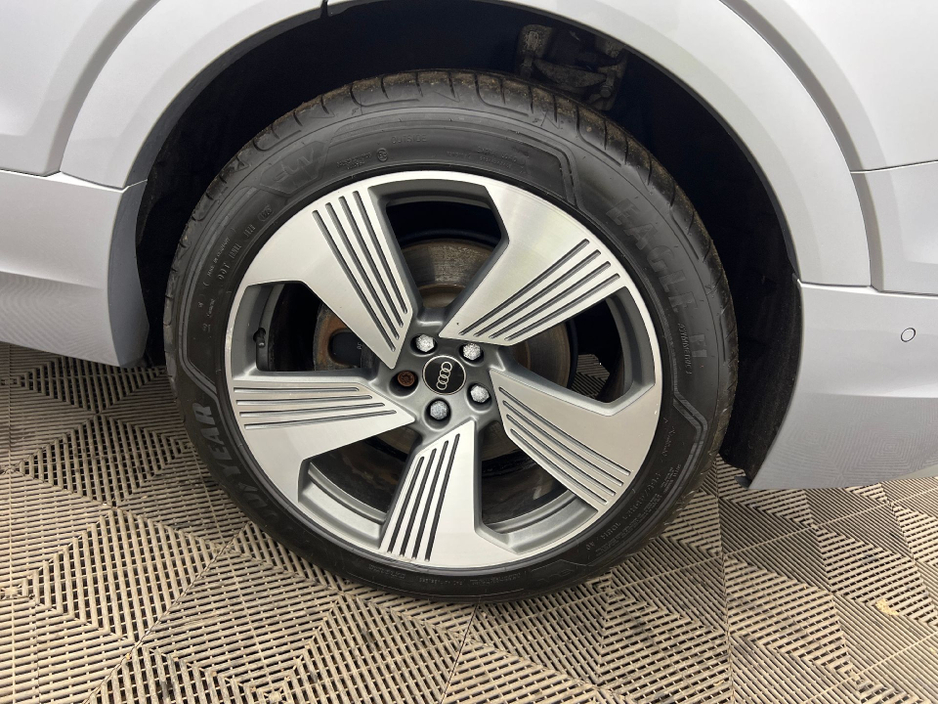 2022 Audi e-tron S LINE 55 QUATTRO SPORTBACK /// 222 REG €35,950