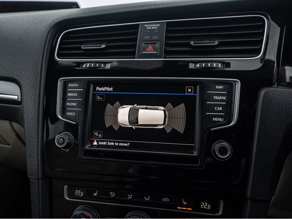 2017 Volkswagen Golf 2017 VW Golf 1.2tsi HIGHLINE/High spec/1yr warrant €16,888