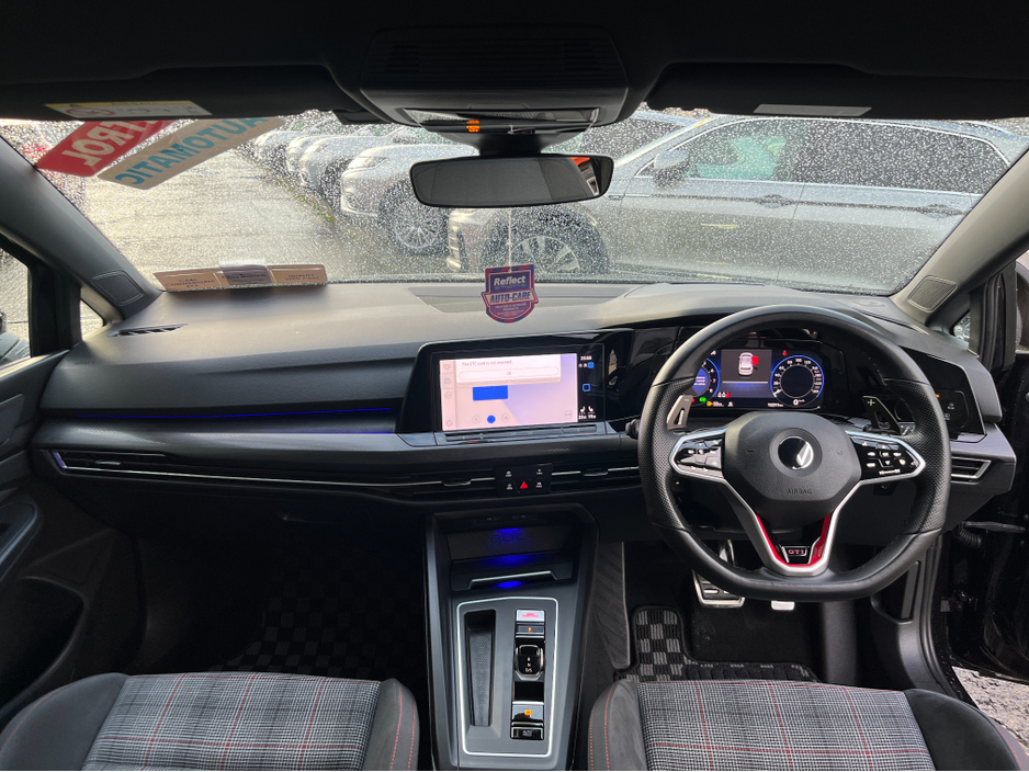 2022 Volkswagen Golf GTI AUTOMATIC 2.0 PETROL //LOW MILES//HEATED SEATS AND STEERING WHEEL//HEAD UP DISPLAY//KEYLESS ENTRY// €39,950
