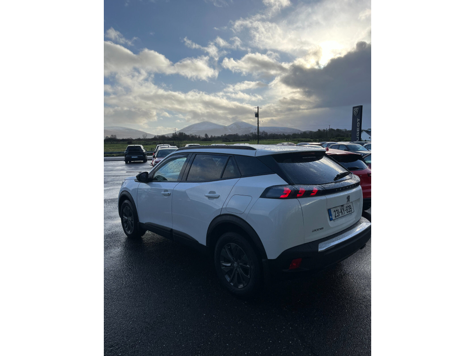 2023 Peugeot 2008 1.5 BlueHDI 110bhp Active €26,750