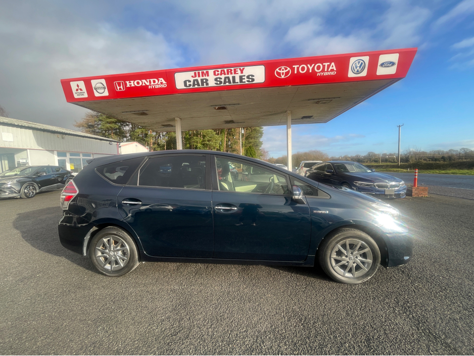 2016 Toyota Prius Alpha 2016 Toyota Prius Alpha €16,950
