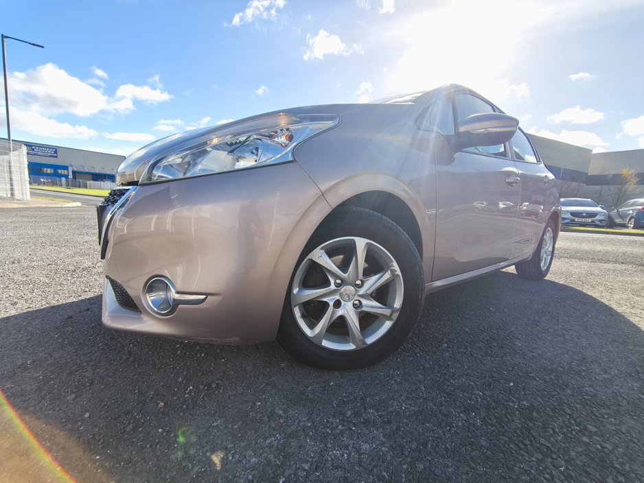2013 Peugeot 208 1.0 VTI 68 bhp Active €6,500