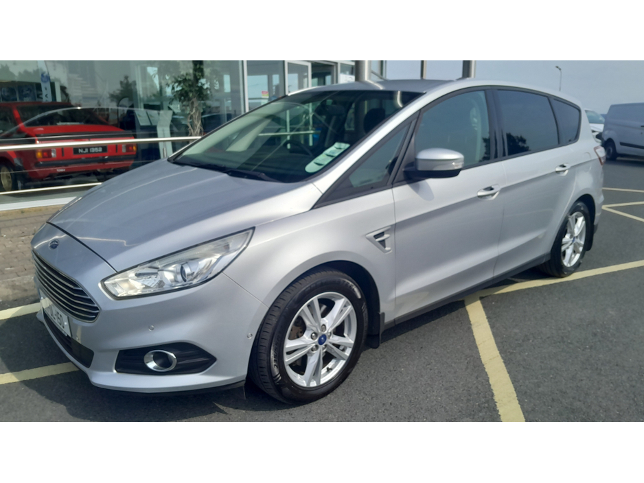 2017 Ford S-Max 2.0 TDCI 120PS MANUAL 4DR ZETEC €13,995