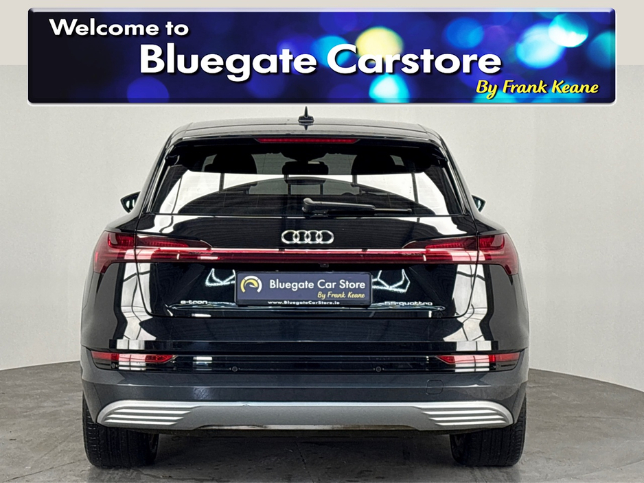 2022 Audi e-tron TECHNIK 55 QUATTRO**22" Upgraded Alloys due soon**Digital Dash**Touchscreen Media**Reverse Camera**Keyless Start**Black Leather Interior**Heated Seats**Electric Memory Seats**Apple CarPlay**Sat Nav** €34,495