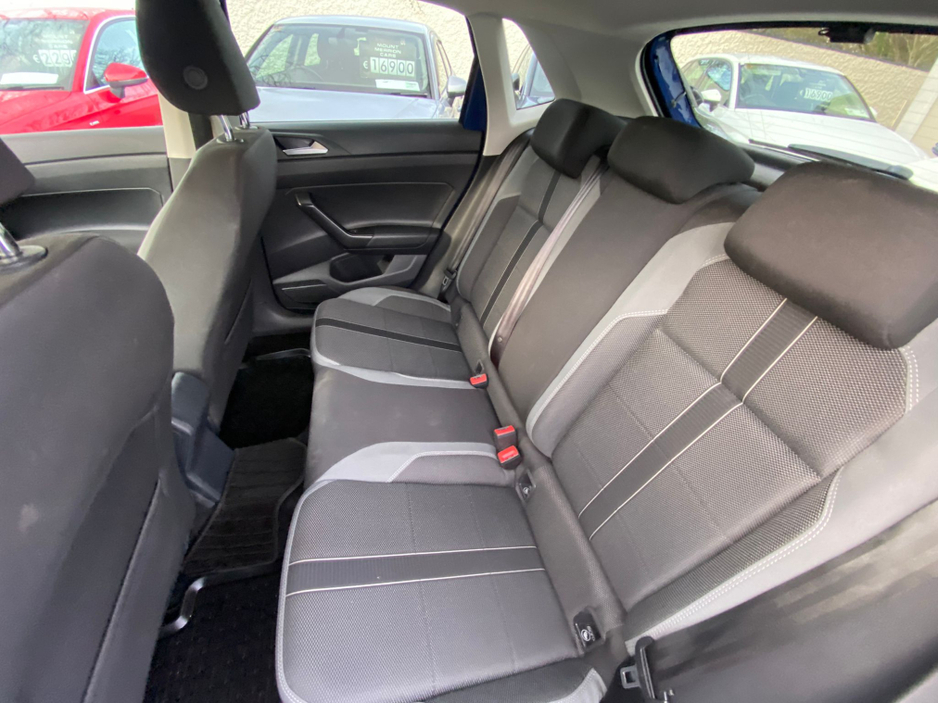 2018 Volkswagen Polo Auto 1.0 Tiny Mileage €15,900