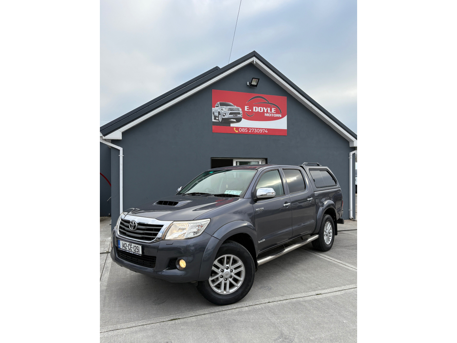 2014 Toyota Hilux 3.0 D-4D INVINCIBLE D/C 4 4DR 2.8D4D GR SPORT 4WD A €18,450