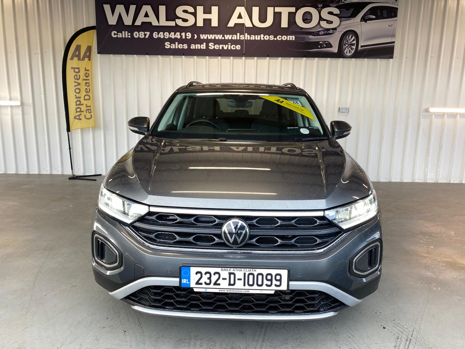 2023 Volkswagen T-Roc LIFE 1.0 TSI MANUAL 6SPEED FWD 110HP 5 €27,450