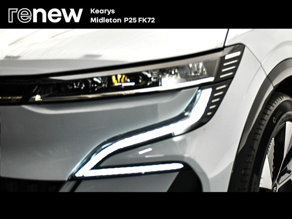 2023 Renault Megane E-Tech Equilibre EV60 220hp €25,990