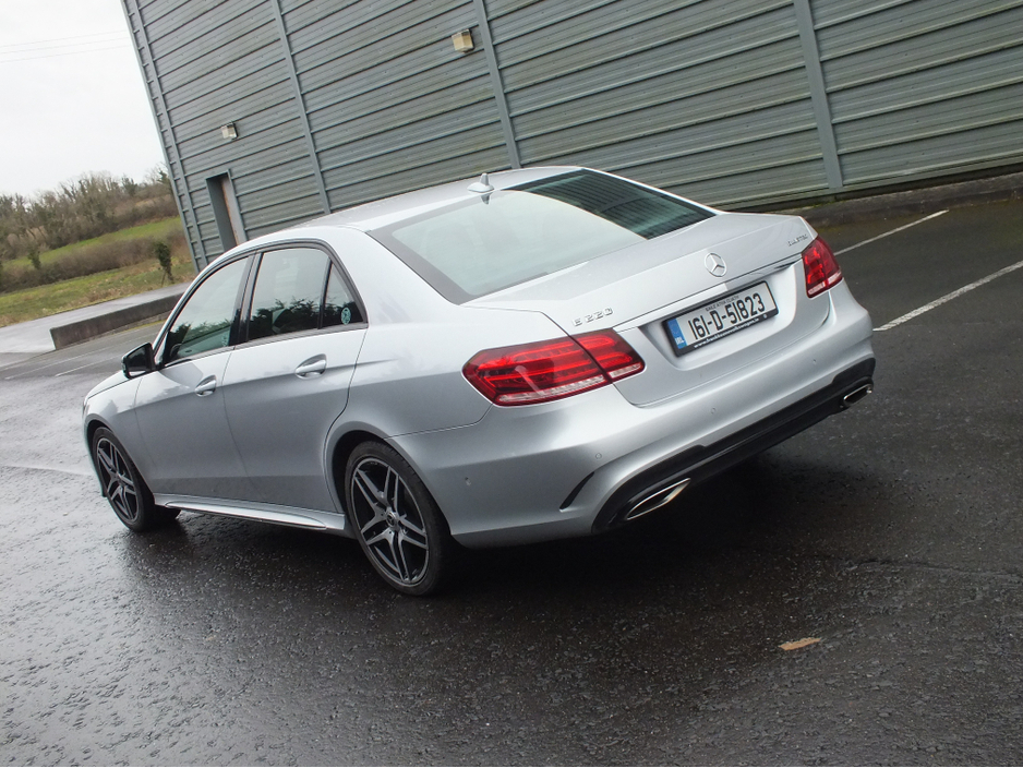 2016 Mercedes-Benz E Class 220 BLUETEC AMG NIGHT ED 4DR AUTO €15,950