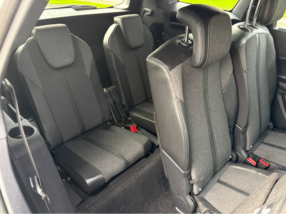 2018 Peugeot 5008 1.6 TDI HIGH SPEC GT LINE €18,480