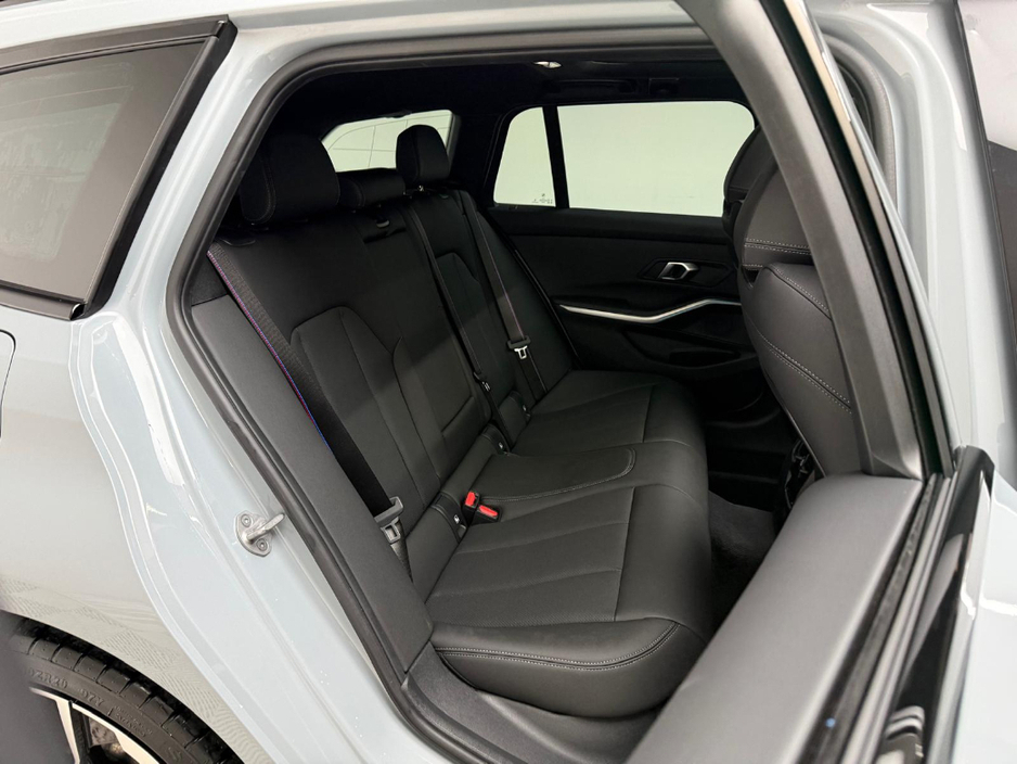 2024 BMW 3 Series 330E M SPORT LCI II *HUGE SPEC* €54,990