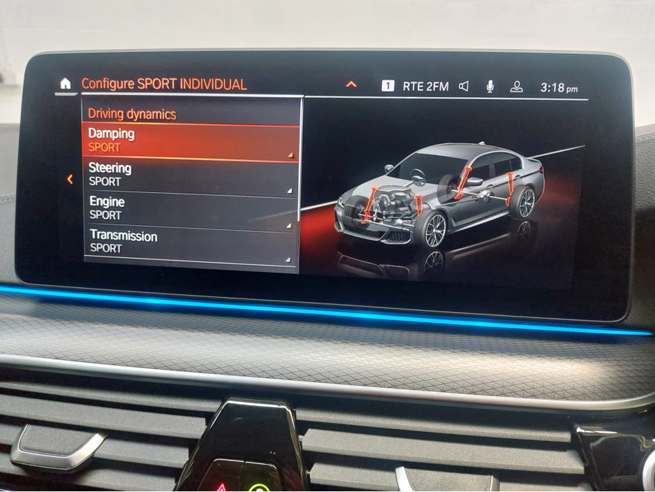 2021 BMW 5 Series 212 545 XDRIVE M SPORT PRO (MASSIVE SPEC )VISIBILITY PACKAGE WITH LASER LIGHTS  - DRIVER ASSIST PROF PACK- PARK ASSIST PROF PACK-  TECH PLUS PACKAGE - HEADS UP- HARMON KARDON - ACTIVE CRUISE CONTROL