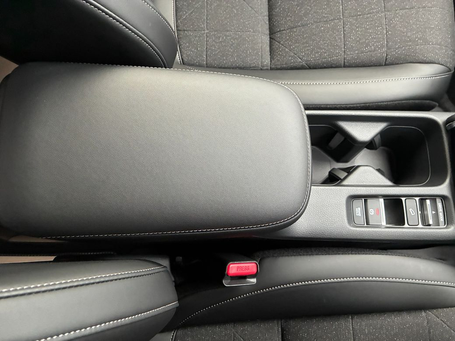 2025 Honda HR-V "Advance" Model Hybrid, Only 400 Kilometres, Display Model €41,500