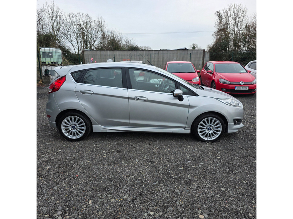 2016 Ford Fiesta 1.25 82PS Titanium €10,450