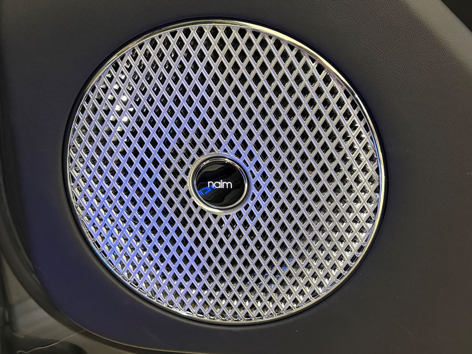 2025 Bentley Flying Spur 3.0 V6 E-HYBRID AZURE=AS NEW//HUGE SPEC=PAN ROOF//BALANCE OF BENTLEY WARRANTY=ONLY €150 ANNUAL ROAD TAX//TAILORED FINANCE PACKAGES AVAILABLE=TRADE INS €249,995