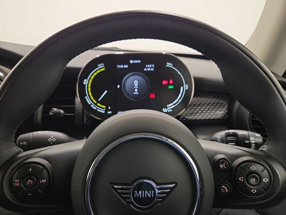 2021 MINI Hatch COOPER Electric Level 1 €12,950