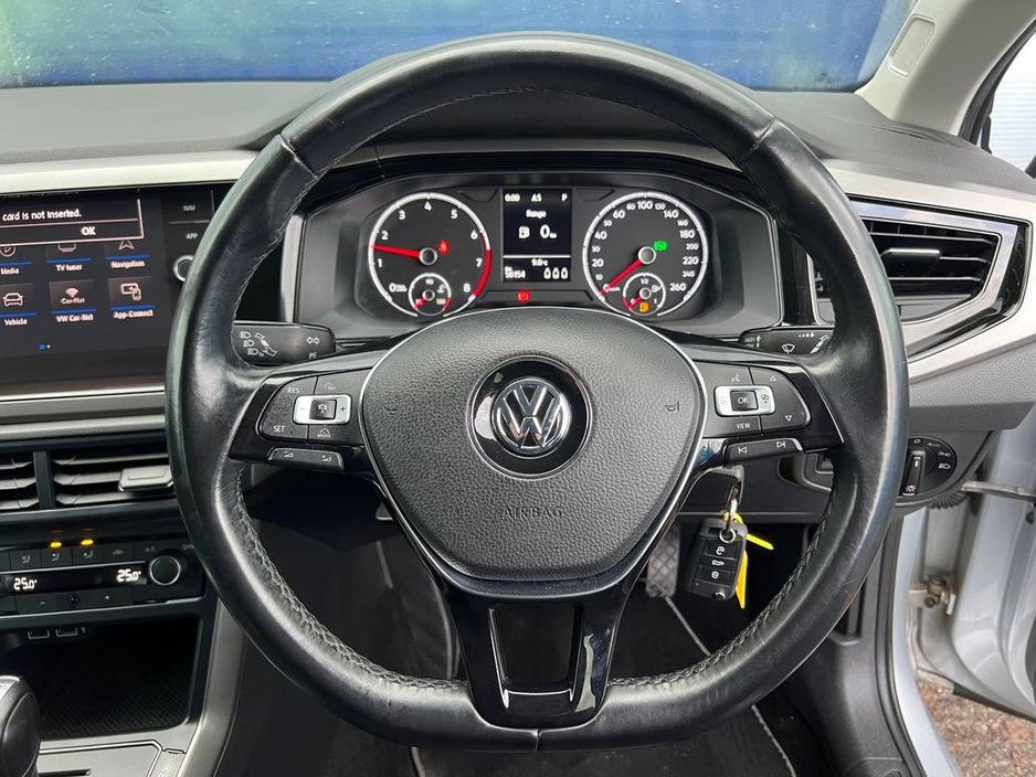 2019 Volkswagen Polo COMFORTLINE 1.0 TSI AUTO // FULL SERVICE HISTORY // 360 PARKING SENSORS // APPLE CARPLAY/ANDROID AUTO €15,900