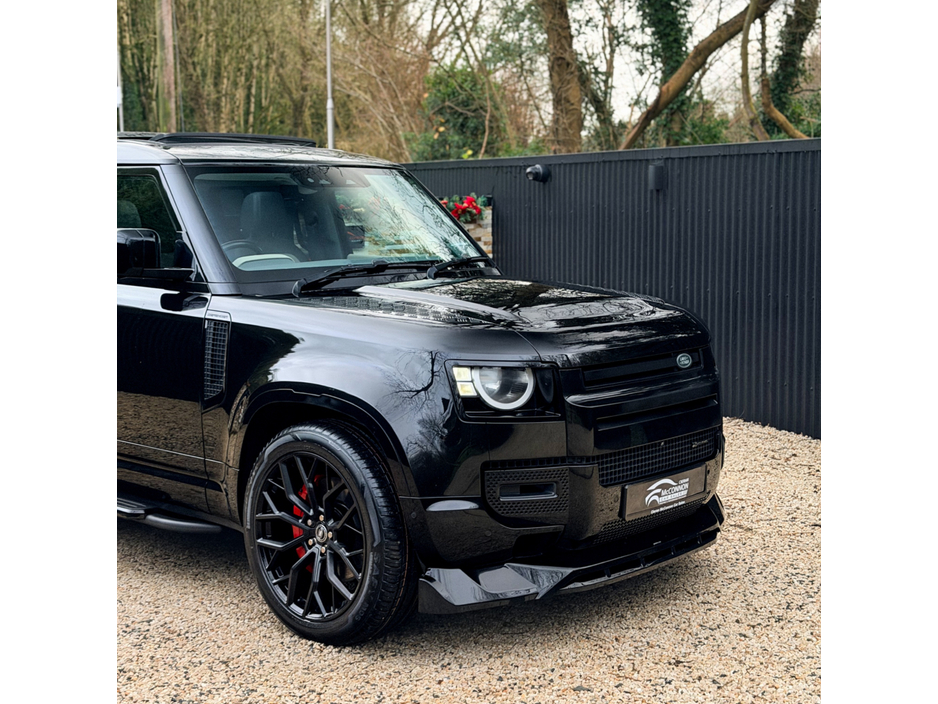 2021 Land Rover Defender 2021 (212) Land Rover Defender X DYNAMIC S P400E €69,999