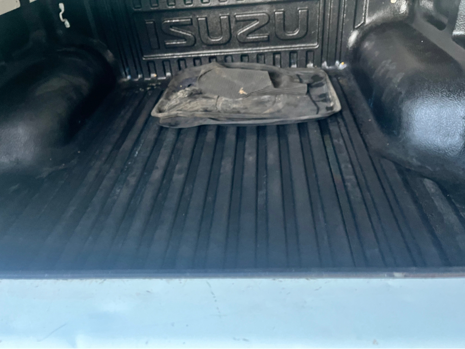 2016 Isuzu D-MAX 2.5 TD TWIN TURBO 4DR €16,500