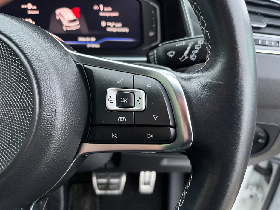 2020 Volkswagen Tiguan R-LINE 4MOTION AUTOMATIC 2.0 DIESEL //LOW MILES//HIGH SPEC//360 PARKING CAMERAS//HALF LEATHER HEATED FRONT AND REAR SEATS//KEYLESS ENTRY// €34,950