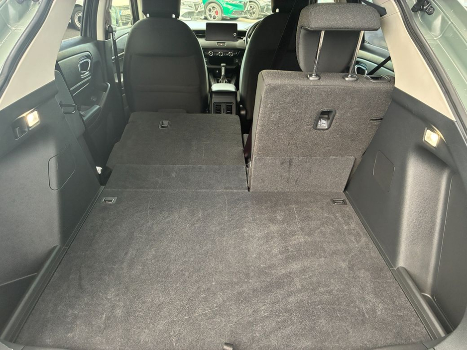 2025 Honda HR-V E:hev Elegance €38,995