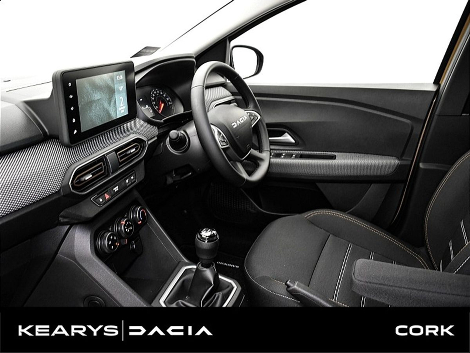 2025 Dacia Sandero Stepway Expression TCe 100 ECO-G (LPG) GSR2 €22,750