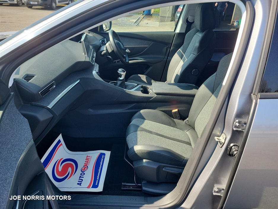 2019 Peugeot 5008 ALLURE 1.2 130 6.2 5DR 7 SEATER €24,995